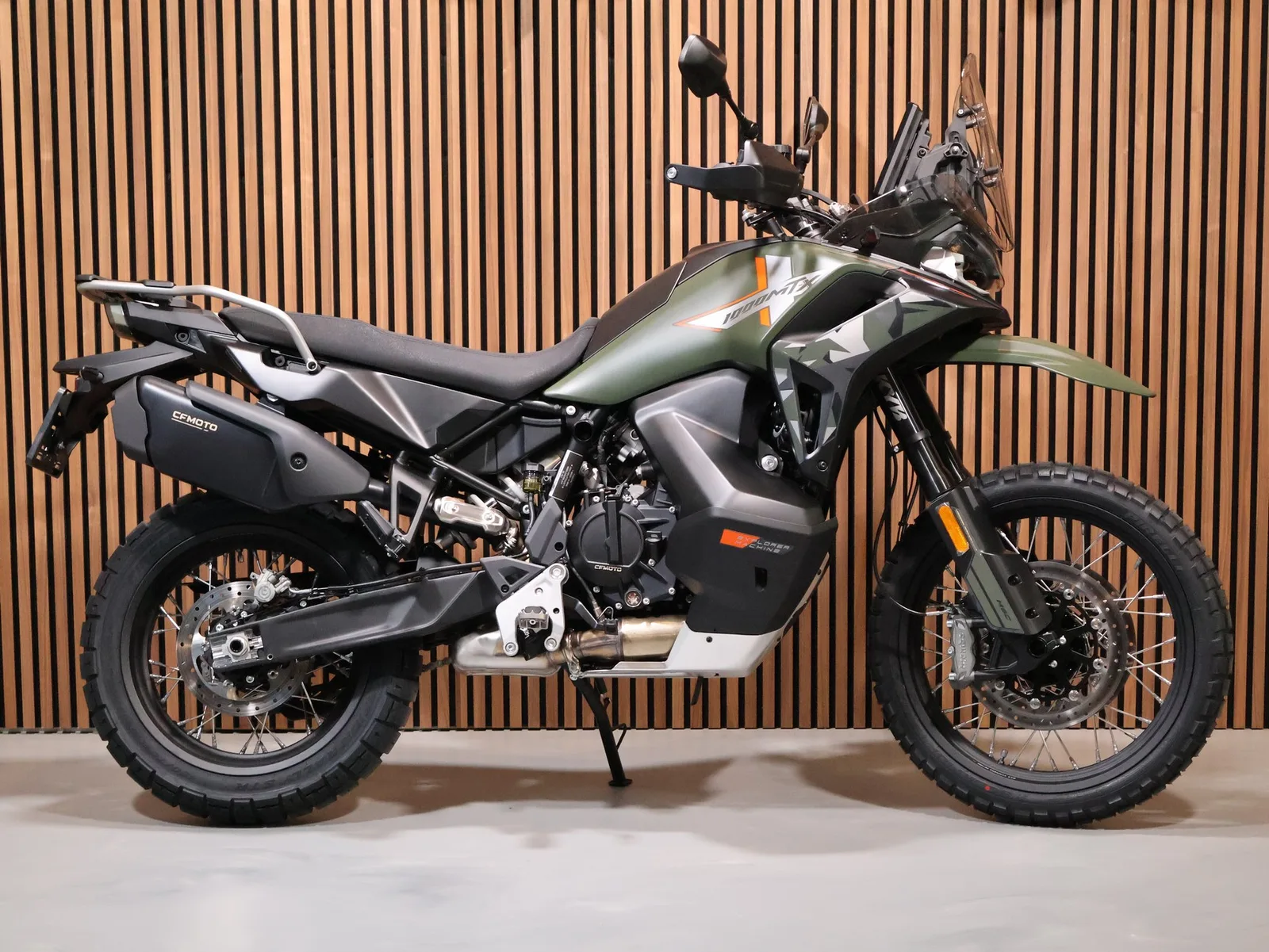 CFMoto MT-X1000 (2026) — foto 1
