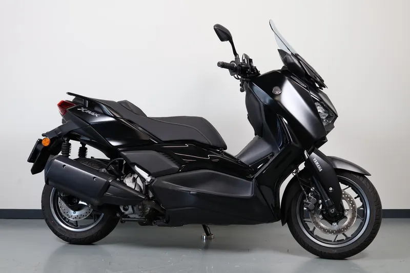 Yamaha Xmax 300 Tech MAX (2023)