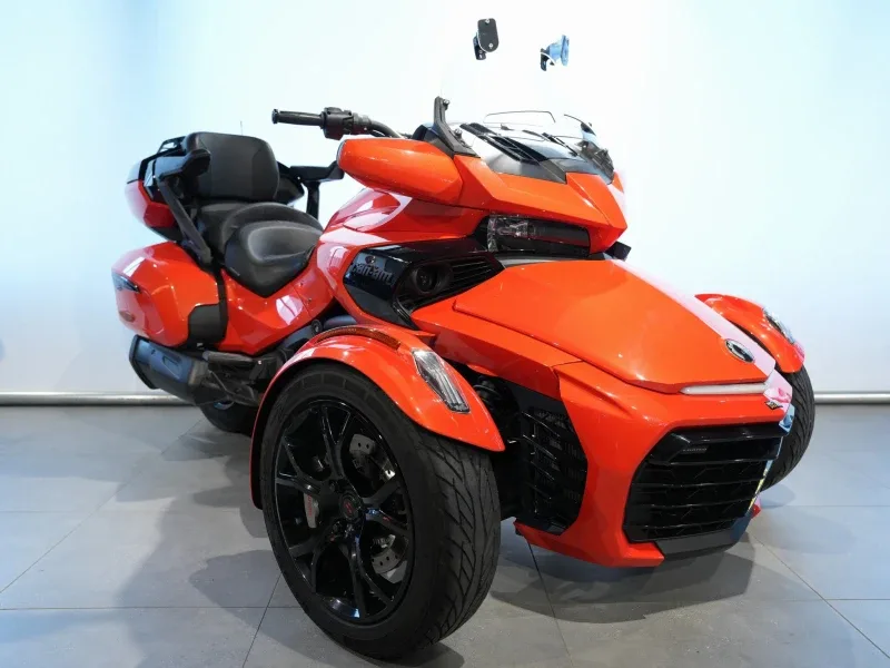 Can-Am Spyder F3 Limited (2020) — foto 1