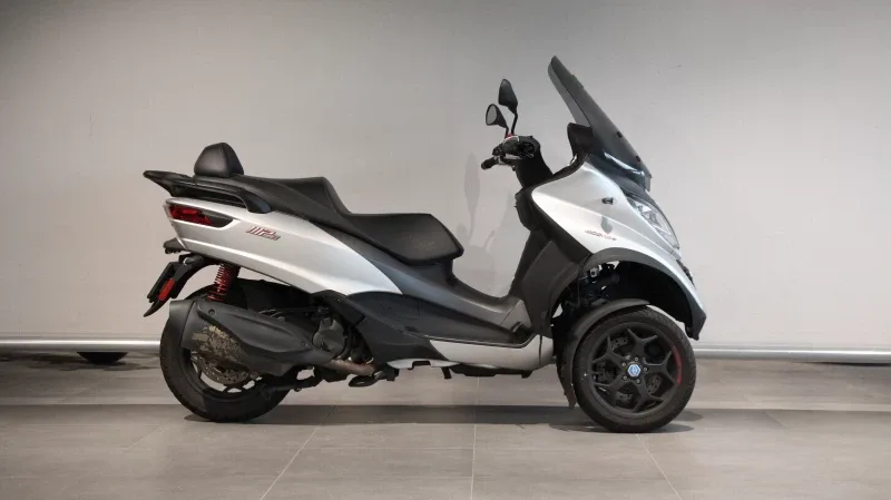 Piaggio MP3 400 (2022) — foto 1