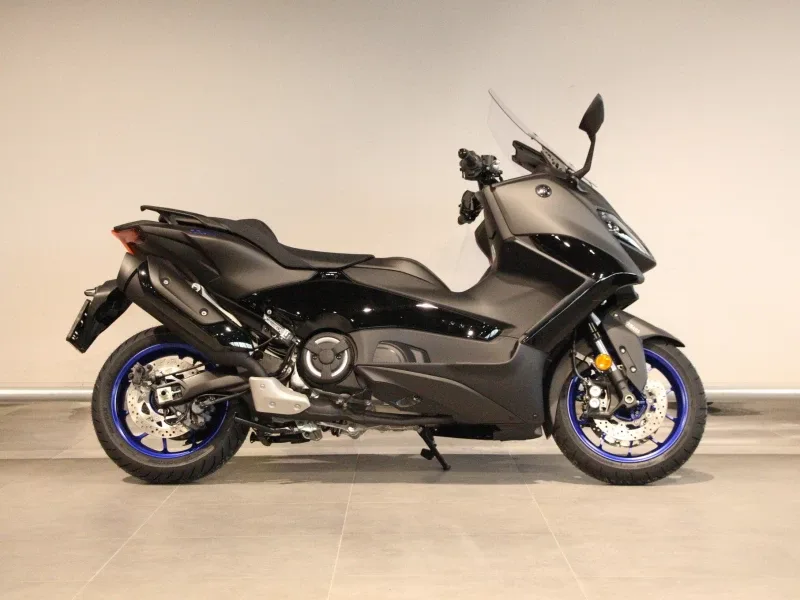 Yamaha T-MAX 560 (2024) — foto 1