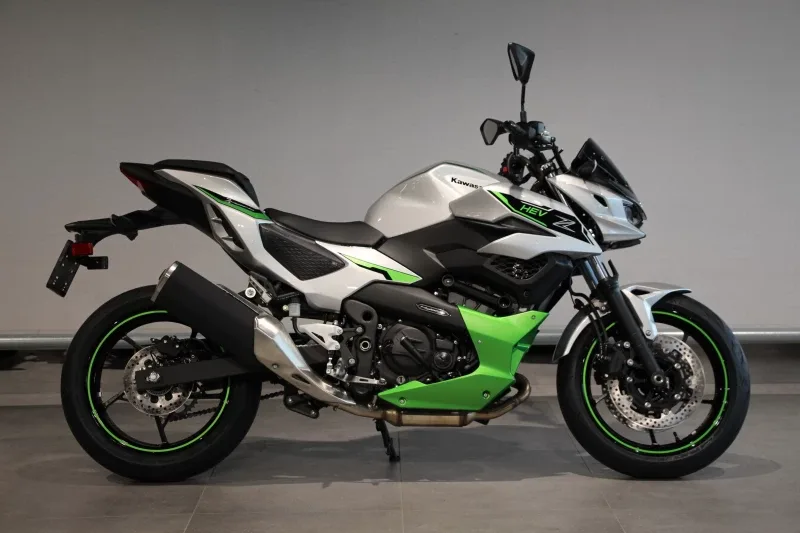 Kawasaki Z7 Hybrid (2024) — foto 1