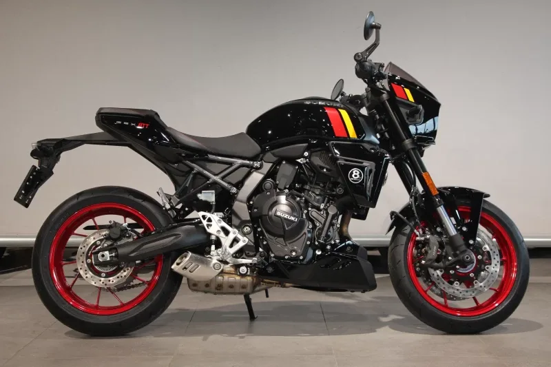 Suzuki GSX-8TT (2025) — foto 1