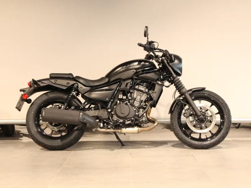 Kawasaki ELIMINATOR 500 SE (2026) — foto 1