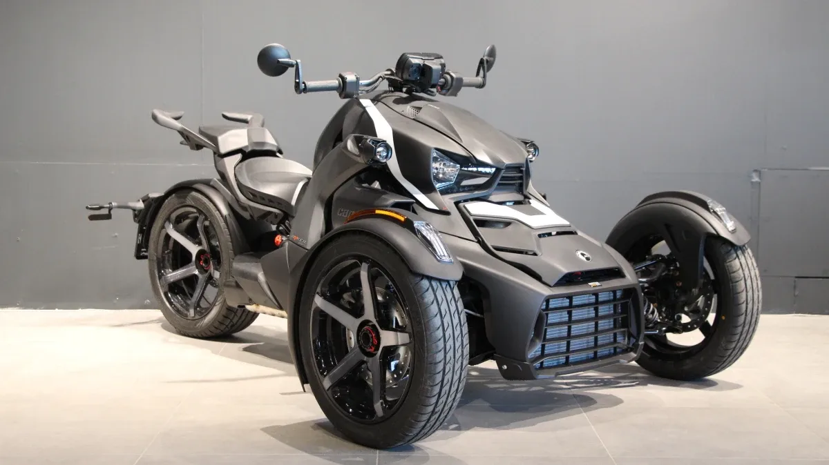 Can-Am Ryker 900 (2026) — foto 1