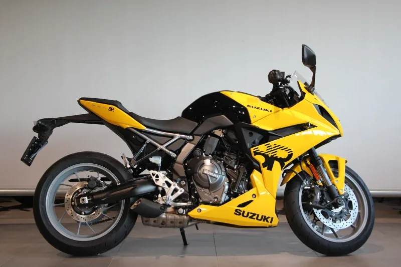 Suzuki GSX-8R (2026) — foto 1