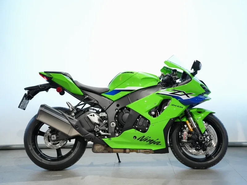Kawasaki ZX 10 (2026) — foto 1