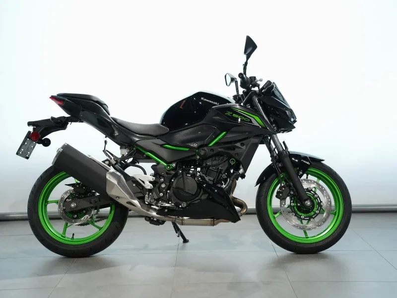 Kawasaki Z 500 SE (2026) — foto 1