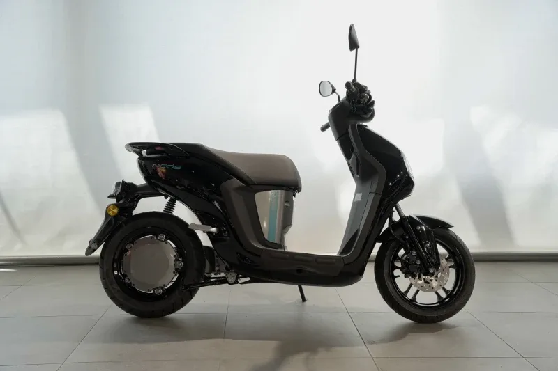 Yamaha NEO'S DUAL BATTERY (2026) — foto 1