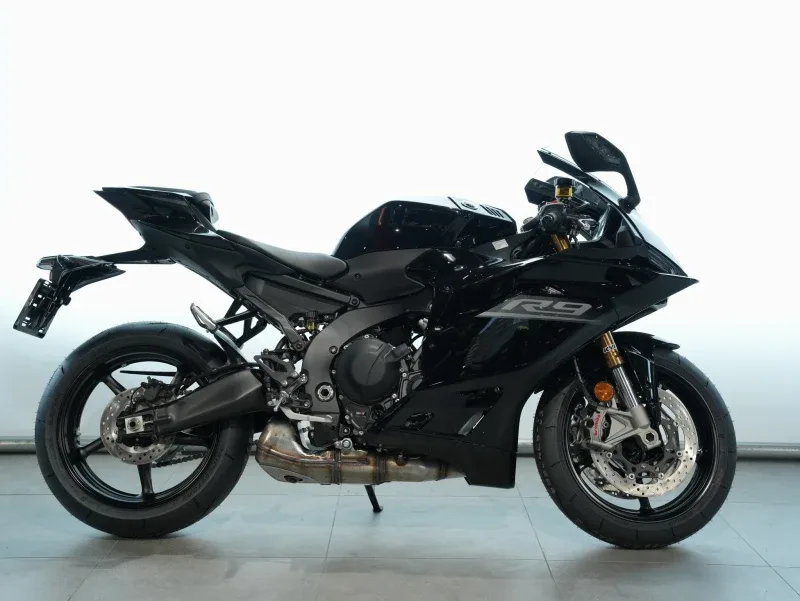 Yamaha YZF-R9 (2026) — foto 1