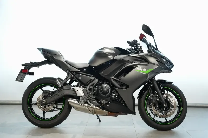 Kawasaki Ninja 650 (2023)