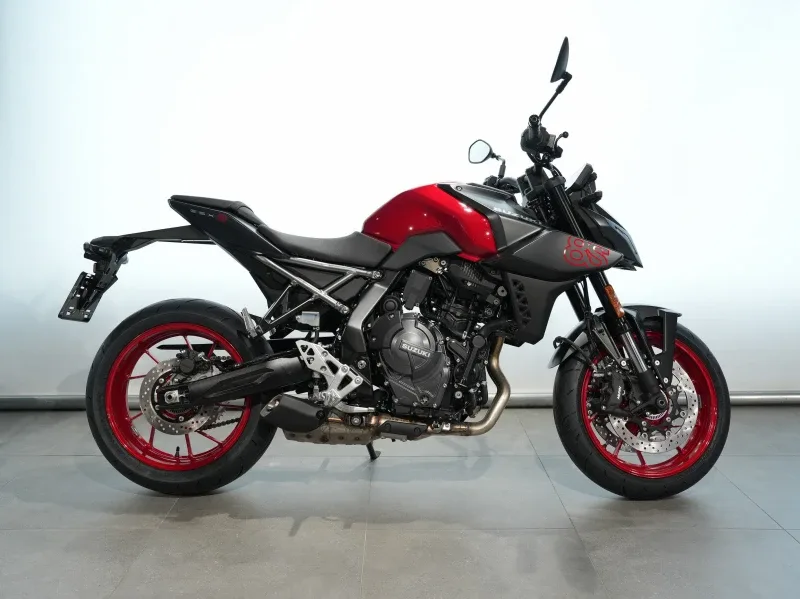 Suzuki GSX-8S (2026) — foto 1