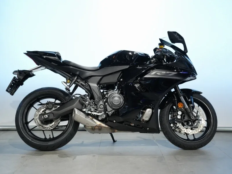 Yamaha YZF-R7 (2026) — foto 1