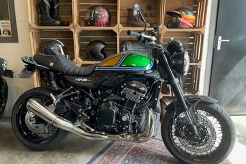 Kawasaki Z900RS (2025)