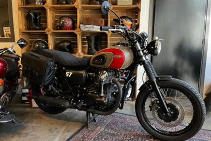 Kawasaki W800 (2014)