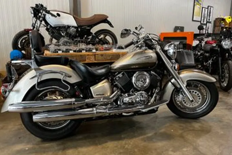 Yamaha XVS 1100 A Drag Star Classic (2004)