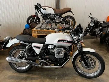 Moto Guzzi V7 (2009) — foto 1