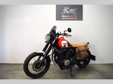 Yamaha SCR 950 (2018) — foto 1