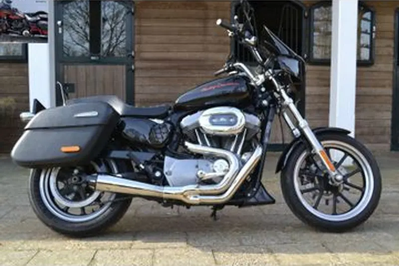 Harley-Davidson Sportster 883L (2011)