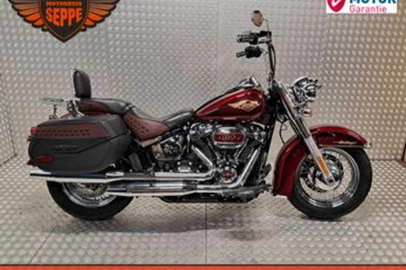 HARLEY-DAVIDSON FLHCS Heritage Anniversary 120 Yrs 114ci (2023)