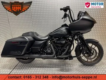 Harley-Davidson Road Glide Limited (2021) — foto 1