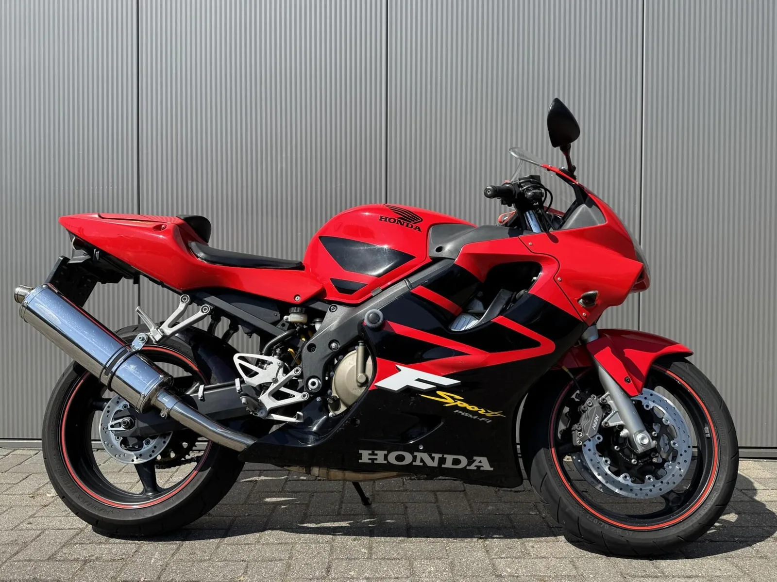Honda CBR 600 FS (2002) — foto 1