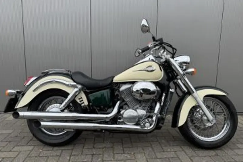 Honda VT 750C2 Shadow (1997)