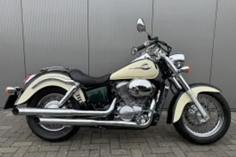 Honda VT 750C2 Shadow (1997)