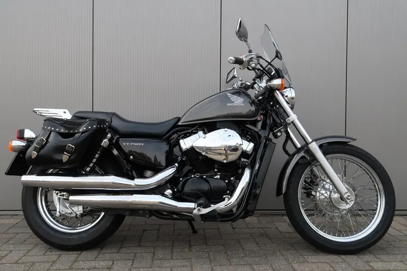 Honda VT750 S (2010)