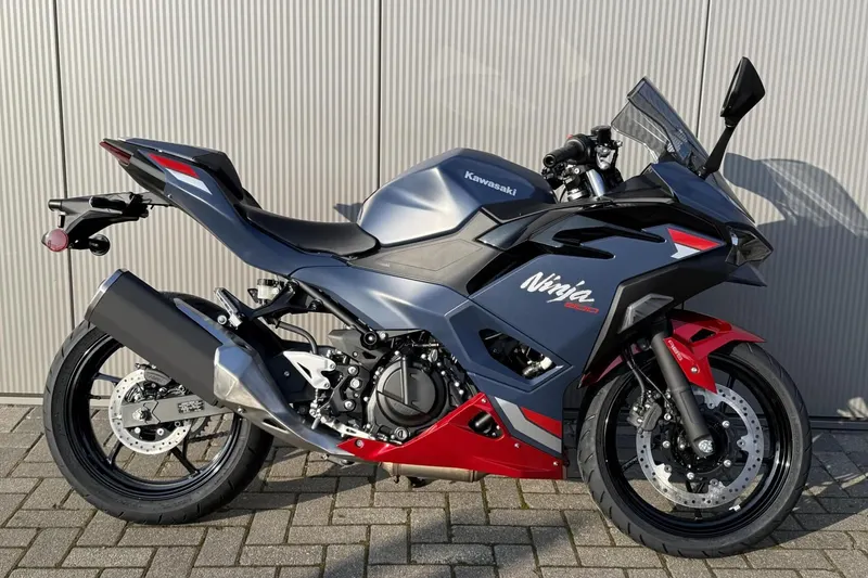Kawasaki Ninja 500 (2026)