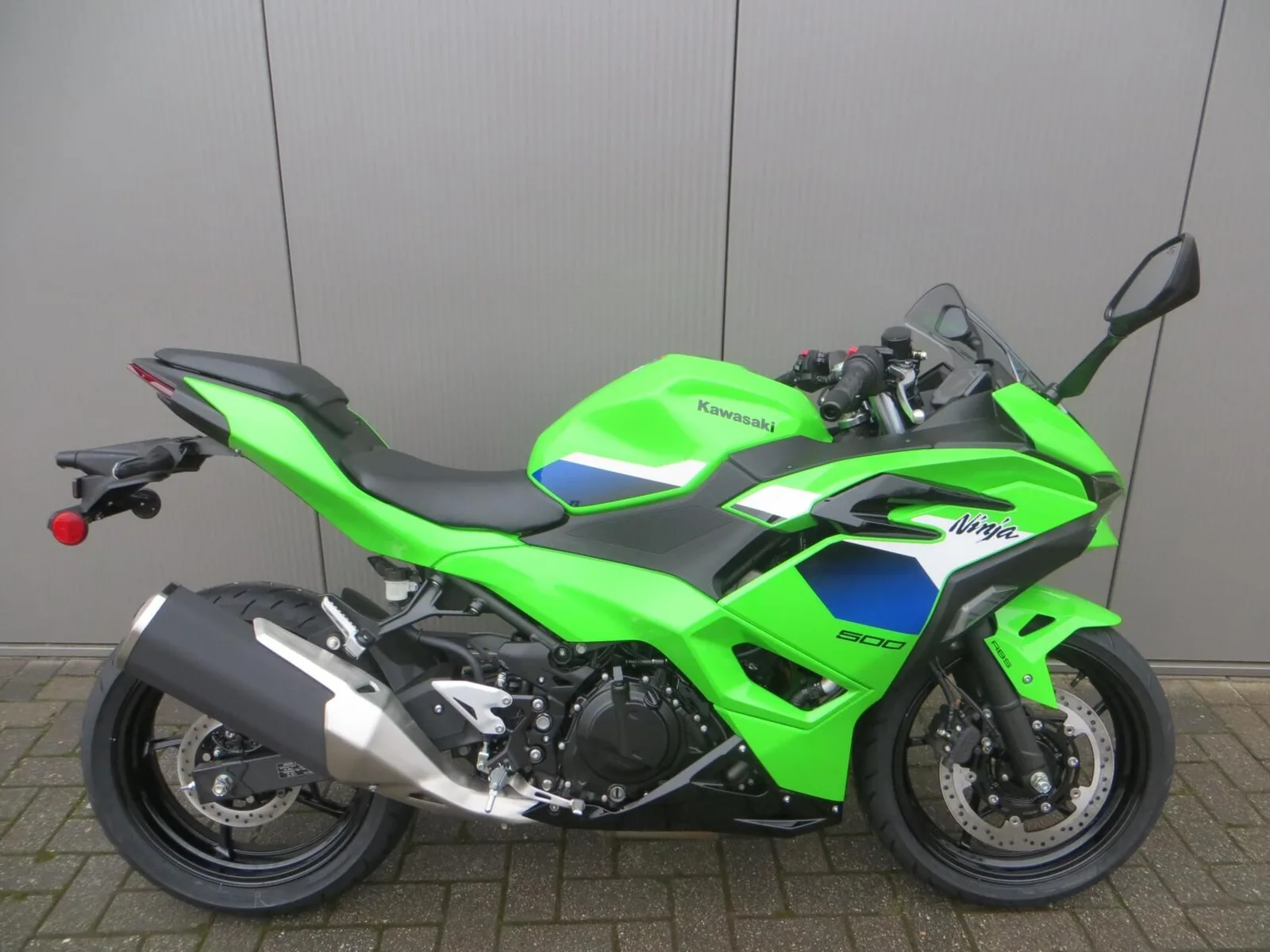 Kawasaki Ninja 500 (2026) — foto 1