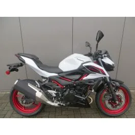Kawasaki Z 500 SE (2026) — foto 1