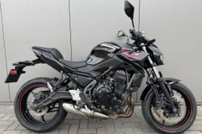 Kawasaki Z650 (2025)
