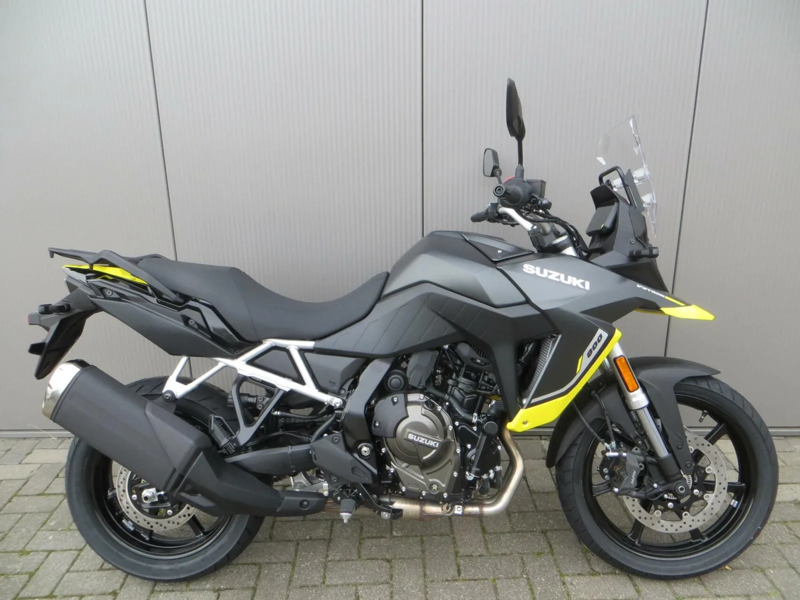Suzuki 800 V-Strom (2026) — foto 1