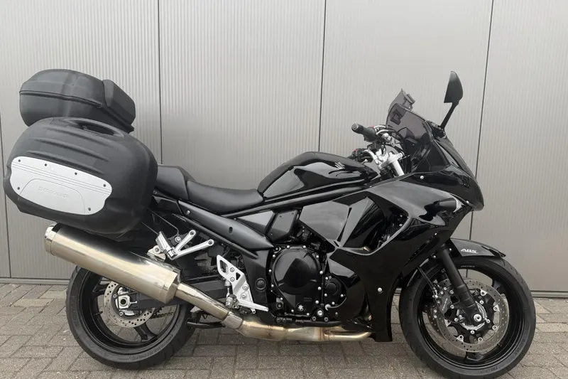 Suzuki GSX 1250 FA (2011)