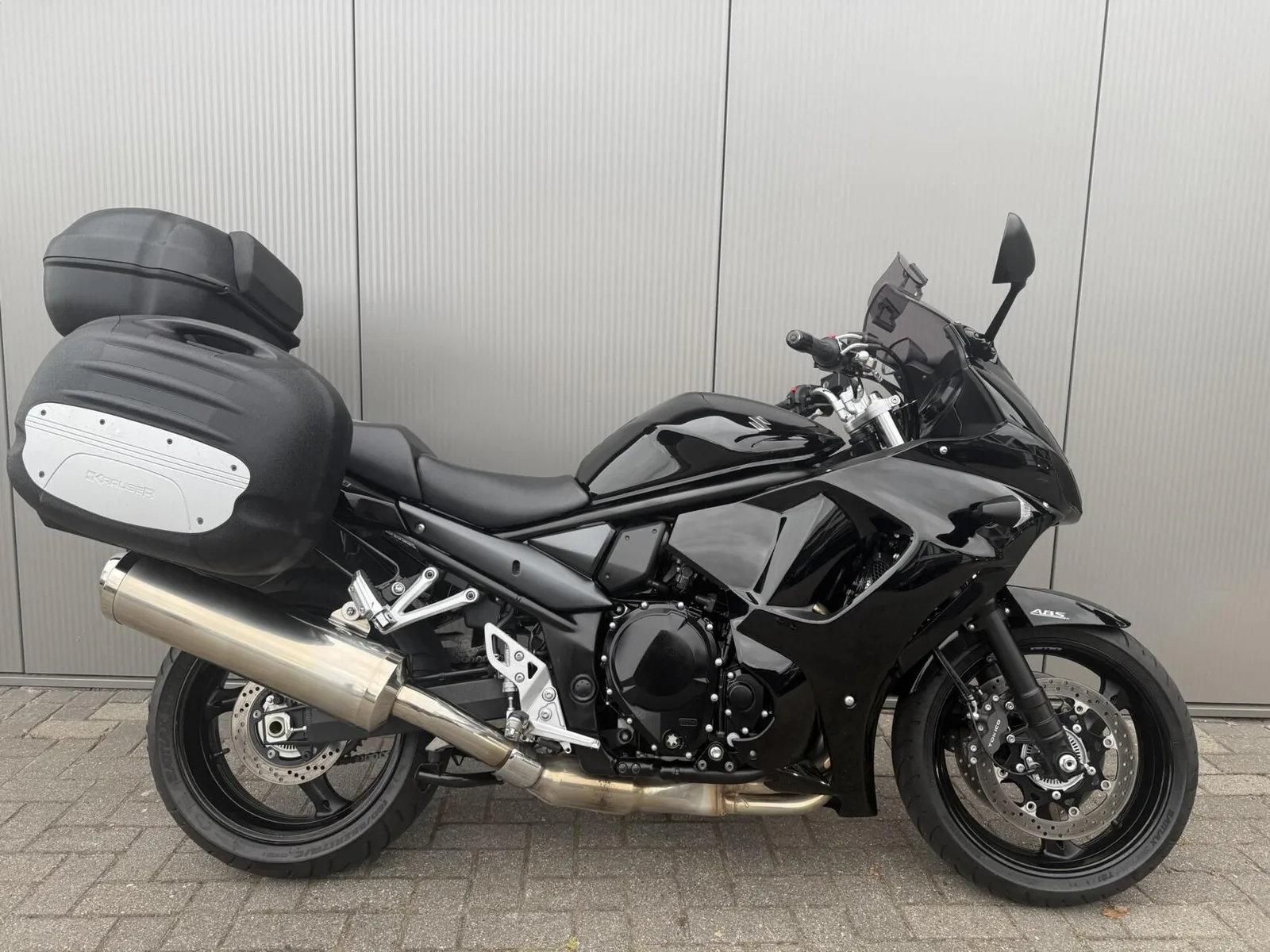 Suzuki GSX 1250 FA TE (2011) — foto 1