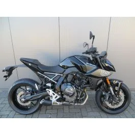 Suzuki GSX-8S (2026) — foto 1