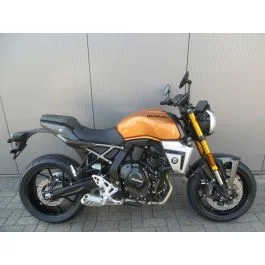 Suzuki GSX-8T (2025) — foto 1