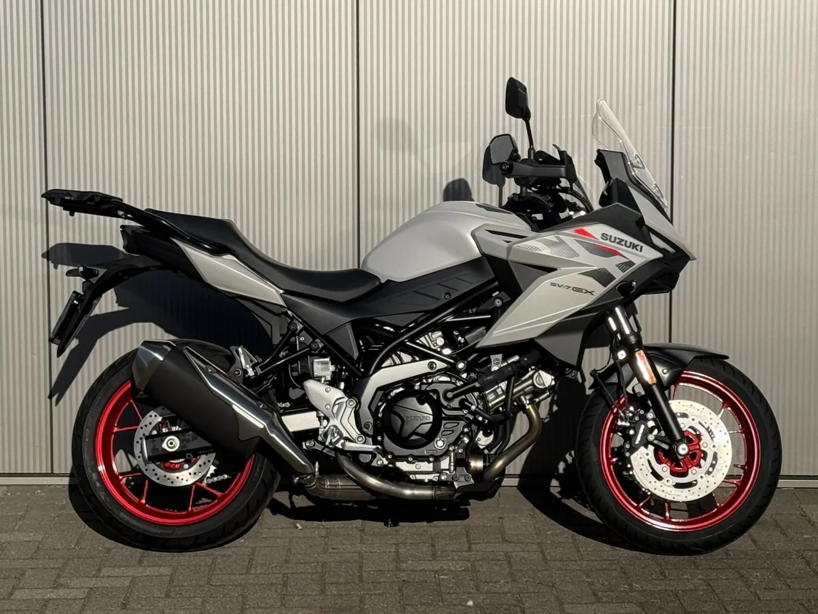 Suzuki Sv 7gx (2026) — foto 1