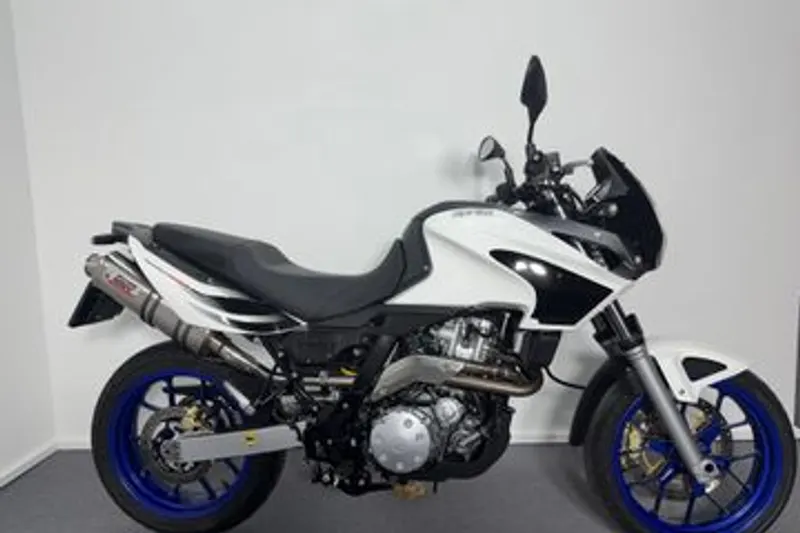 Aprilia Pegaso 650 (2015)