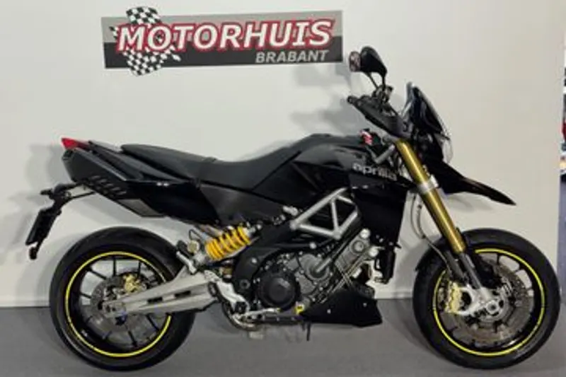 Aprilia Dorsoduro 1200 (2012)