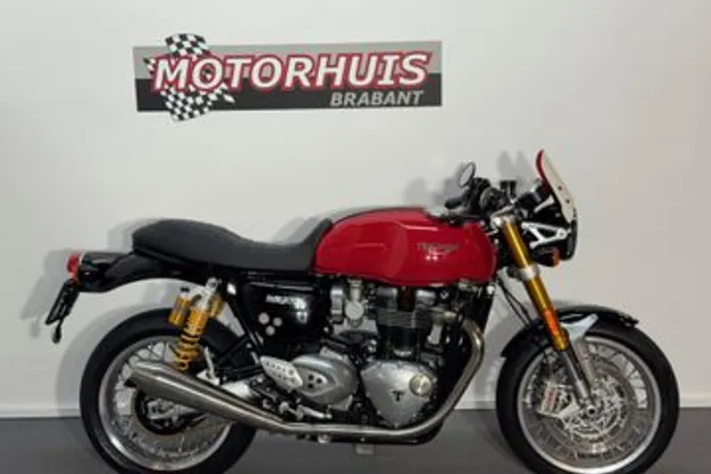 Triumph Thruxton 1200 R (2015)