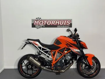 KTM 1290 SuperDuke R (2016) — foto 1