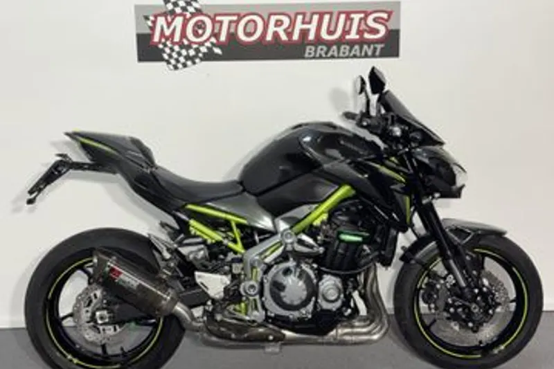 KAWASAKI Z900 (2018)