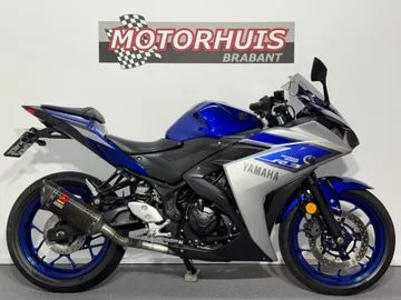 YAMAHA YZF R3 (2015) — foto 1