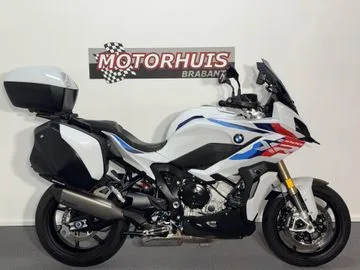 BMW S 1000 XR (2022) — foto 1