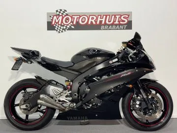 Yamaha YZF-R6 (2006) — foto 1