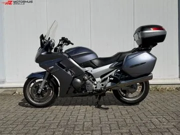 Yamaha FJR1300 (2004) — foto 1