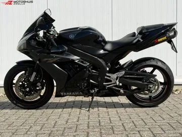 Yamaha YZF-R1 (2006) — foto 1