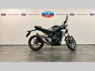 Honda CB 300 R (2020) — foto 1